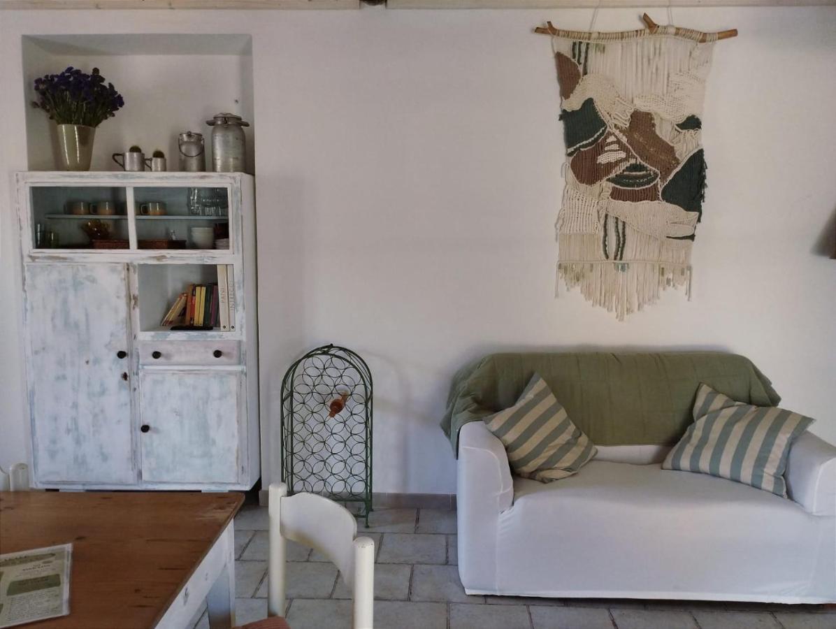 Il Casale Villa Teulada Eksteriør bilde
